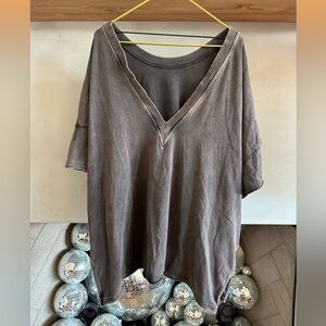 FP Movement Oversized V-Neck Tee | Size Medium | Acid Wash Gray